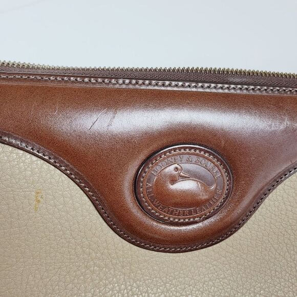 Vintage Dooney Bourke Crossbody Purse Shoulder Bag Pocket Book Leather USA - Picture 4 of 16